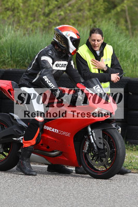 Archiv-2025/10 23.04.2025 Cornu Master School ADR/rot-rouge/61